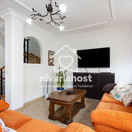 Casa de Férias Ave Fenix San Isidro, By Nivariahost San Isidro (Tenerife)