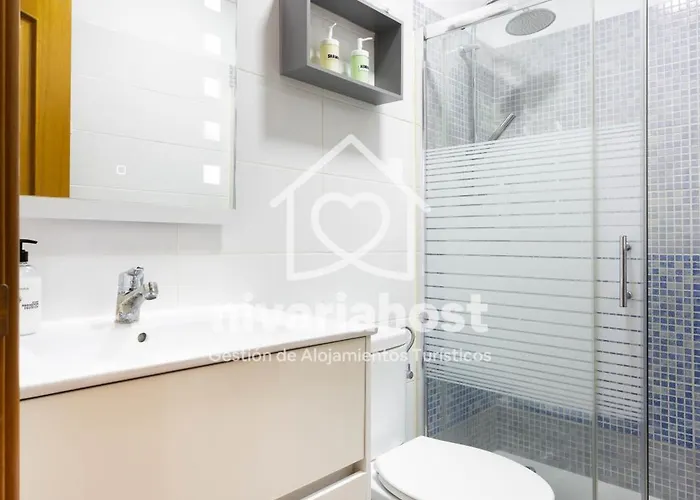 Ave Fénix San Isidro, By Nivariahost San Isidro (Tenerife)